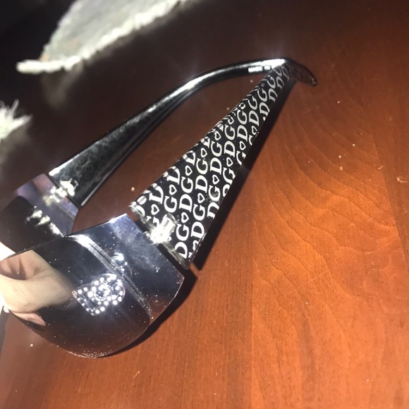 Dolce Gabbana sunglasses - Picture 2 of 4